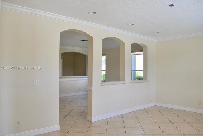 Building Photo - 19333 Stonebrook St