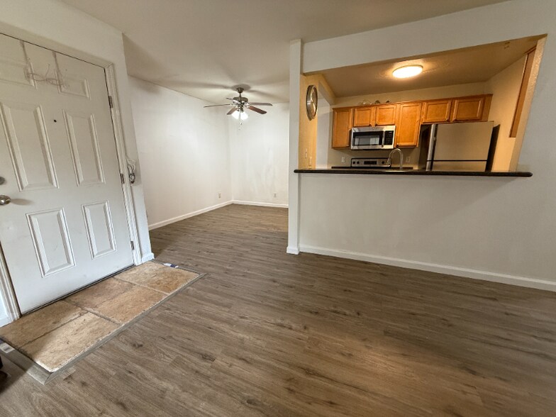 Building Photo - 37294 Spruce Terrace