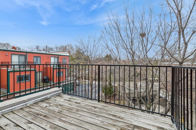 Building Photo - 7748 Lincoln Ave