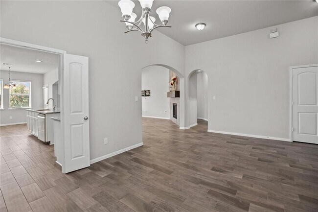 Building Photo - 24115 Golden Fallow Dr