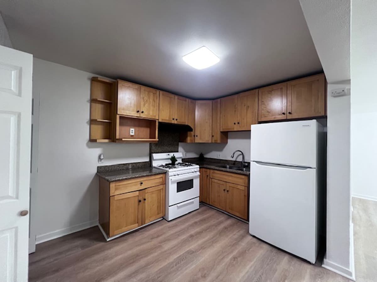 Building Photo - 699 30th St