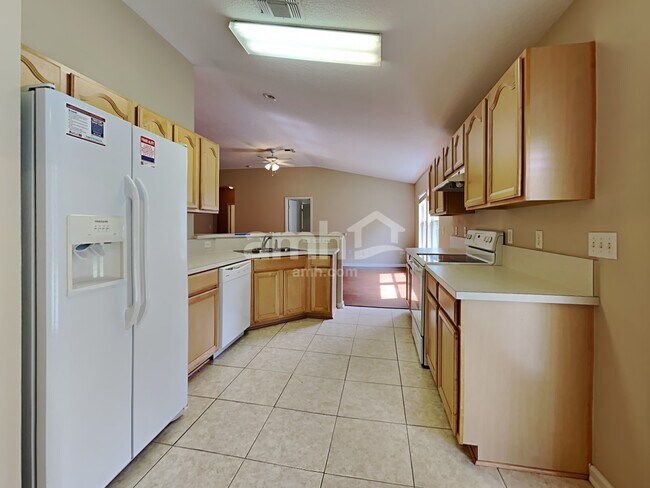 Building Photo - 2140 Creekmont Drive