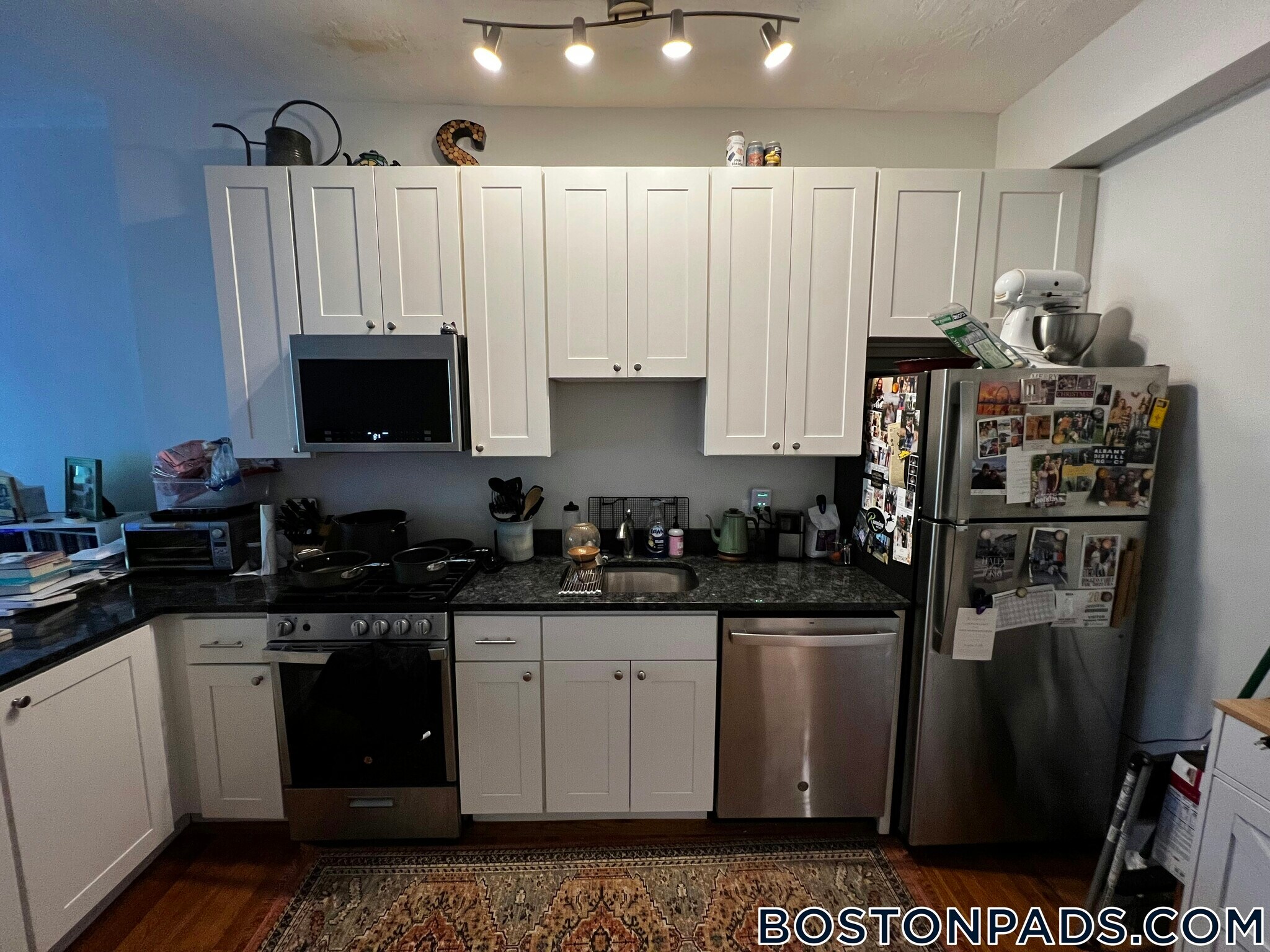 Building Photo - 114 Willow St