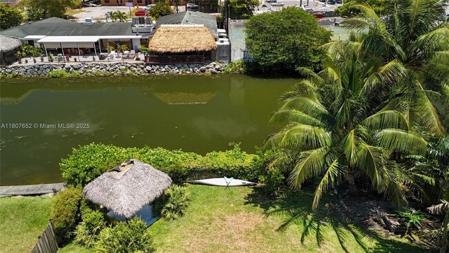 Building Photo - 13521 S Biscayne River Dr