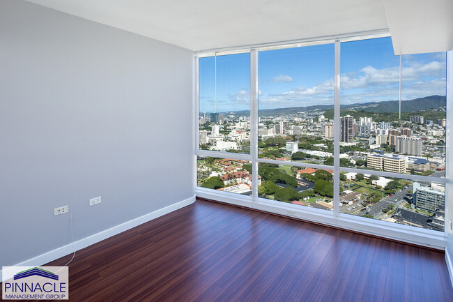 Building Photo - 1296 Kapiolani Blvd