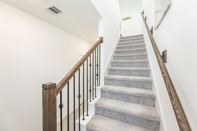 Building Photo - 25442 Cartington Ln