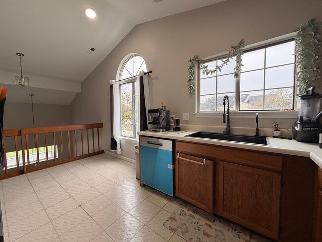 Building Photo - 159 Winchester Dr