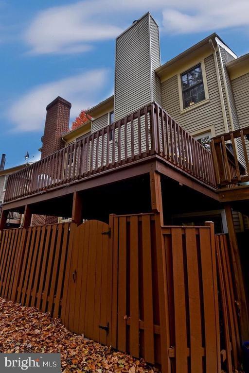 Building Photo - 5449 Grove Ridge Way