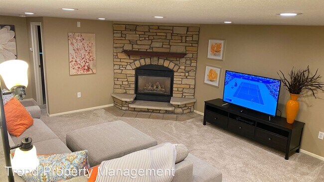 Building Photo - 4 br, 2 bath House - 862 11 1/2 Street SW