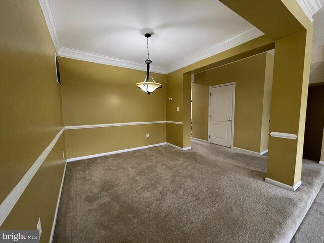 Building Photo - 25211 Bald Eagle Terrace