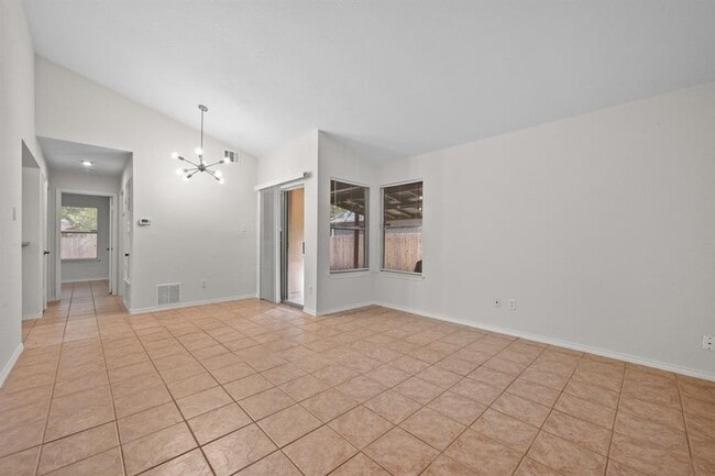 Building Photo - 9711 Curlew Dr