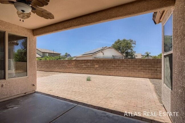 Building Photo - 9213 N Desert Earth Pl