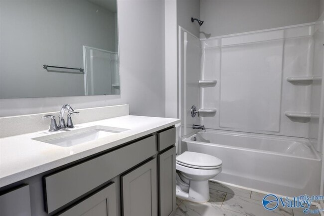 Building Photo - 206 Waylan Rdg Ln