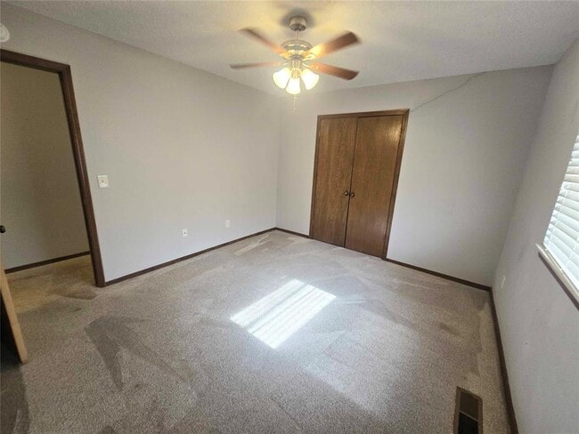 Building Photo - 4009 Cherry Hill Ln