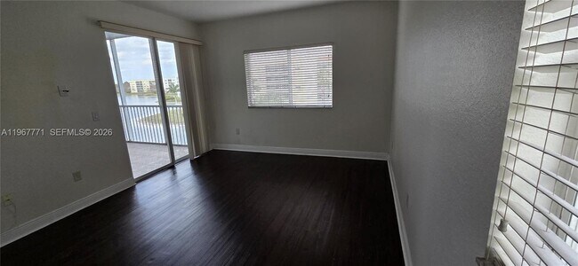 Building Photo - 10700 NW 66th St