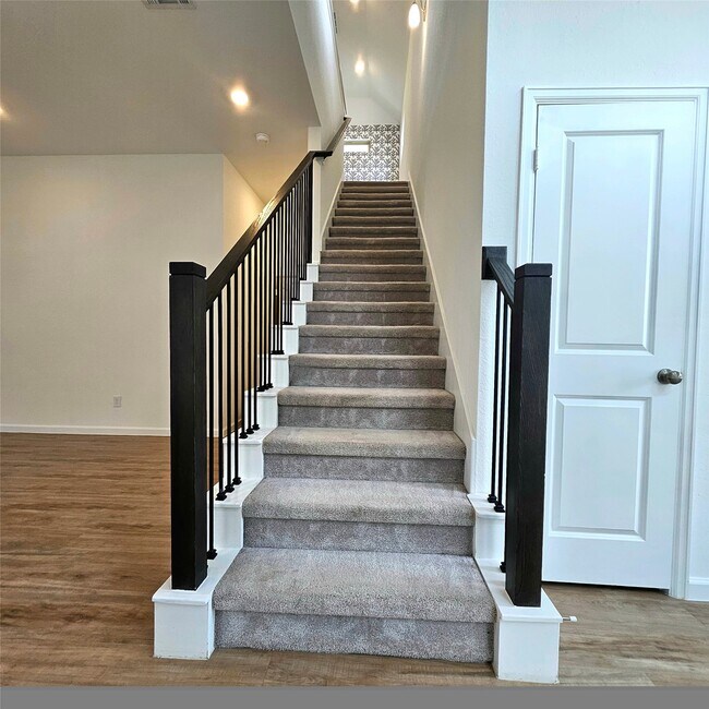 Building Photo - 4224 Waterlily Spg Wy