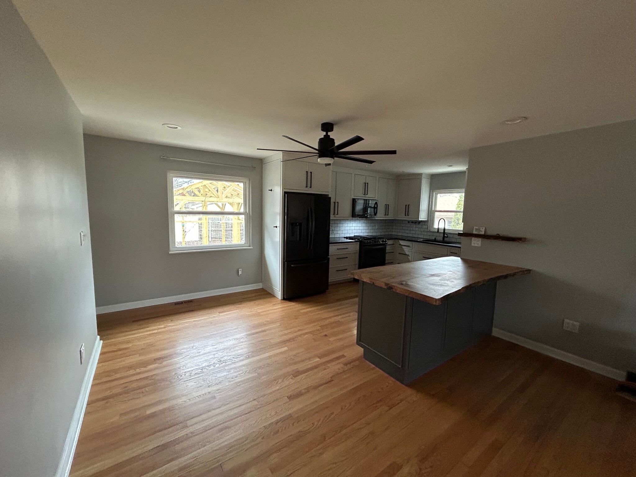 Building Photo - 1008 Lambeth Dr