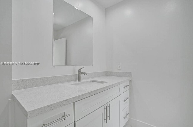 Building Photo - 10725 Cleary Blvd