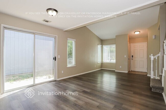 Building Photo - 3020 Twin Creeks Ln