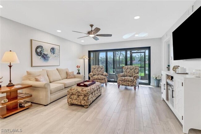 Building Photo - 5792 Deauville Cir