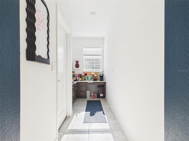 Building Photo - 7251 SW 60th Ln