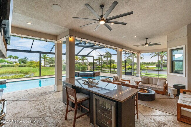 Building Photo - 8499 Serrano Cir