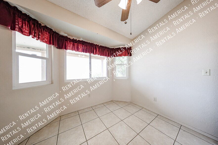 Building Photo - 2720 Leisure World