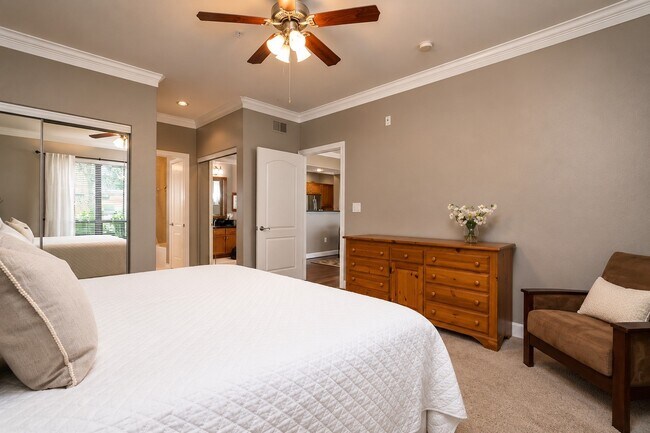 Building Photo - 2299 Lone Star Dr