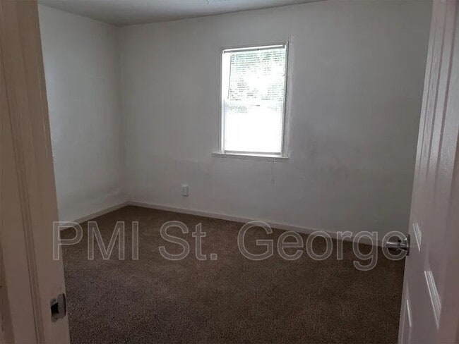 Building Photo - 418 S 100 E