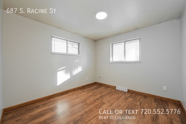 Building Photo - 687 S Racine St