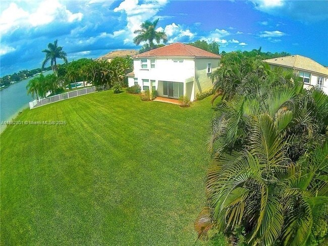 Building Photo - 5084 SW 164th Ave