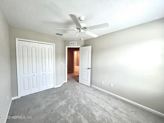 Building Photo - 1107 Beach Dune Dr