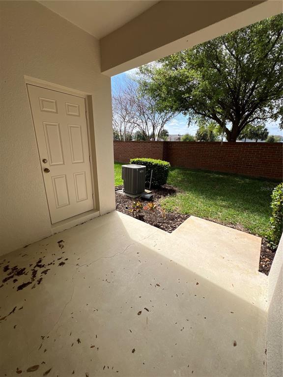 Building Photo - 1477 Priory Cir