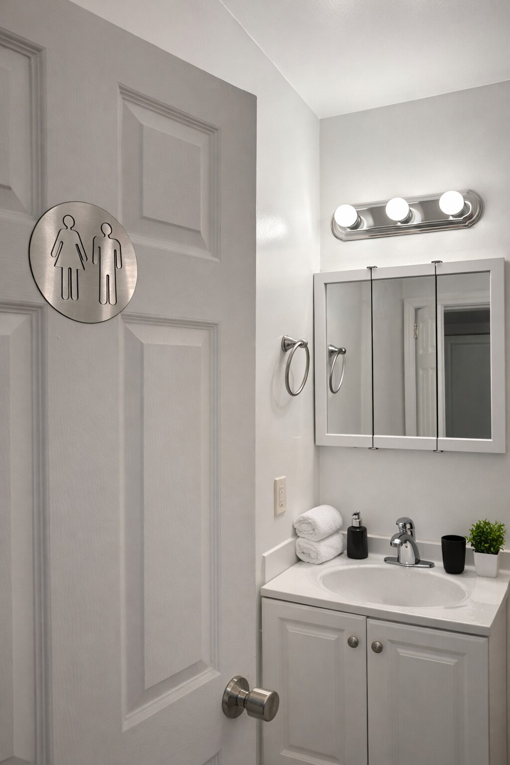 Building Photo - 603 Garfield Ave