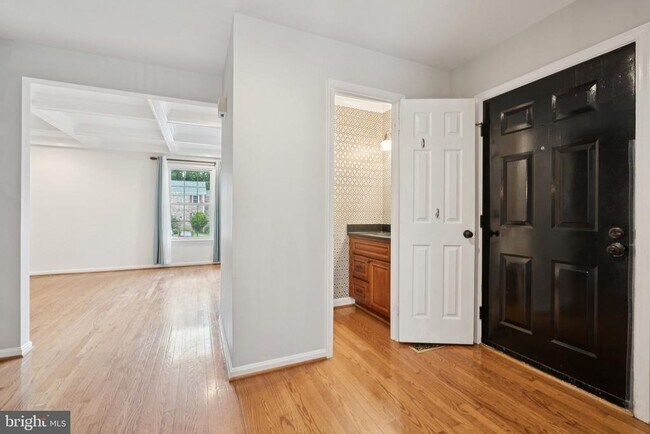 Building Photo - 7401 Willshire Hunt Ct
