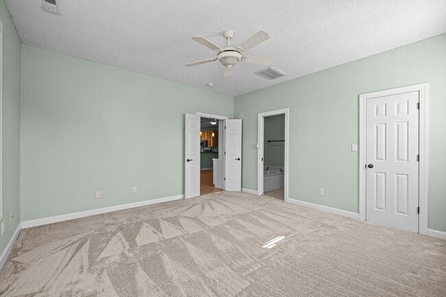 Building Photo - Four Bed Brandywine Home Available Now
