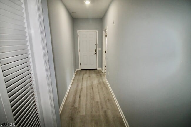 Building Photo - 22 Rockland Terrace