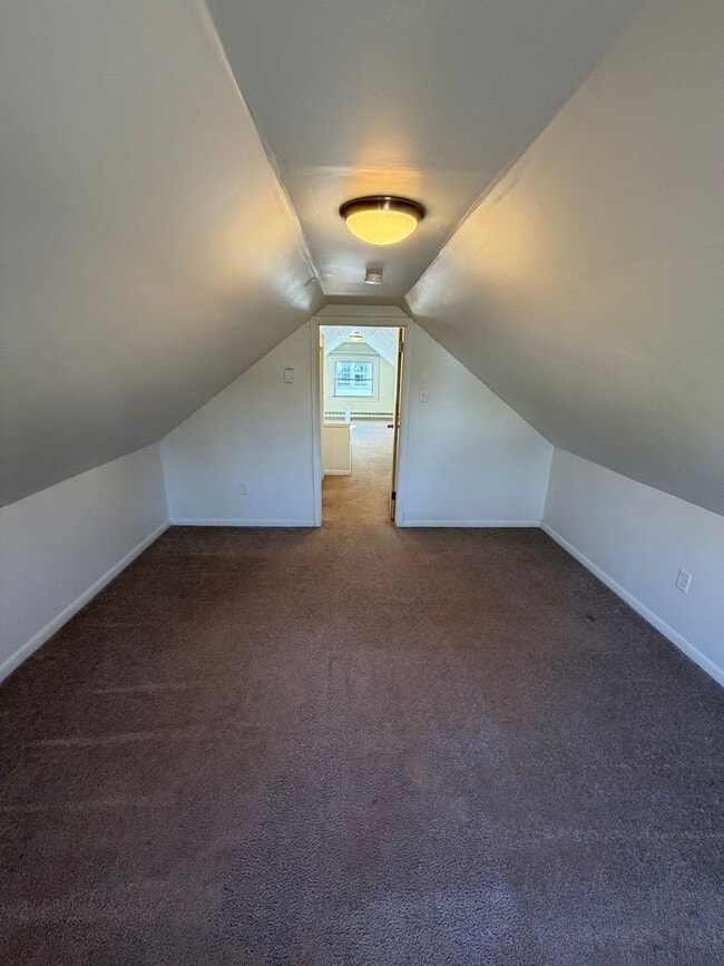 Building Photo - 35 Benjamin Franklin Hwy