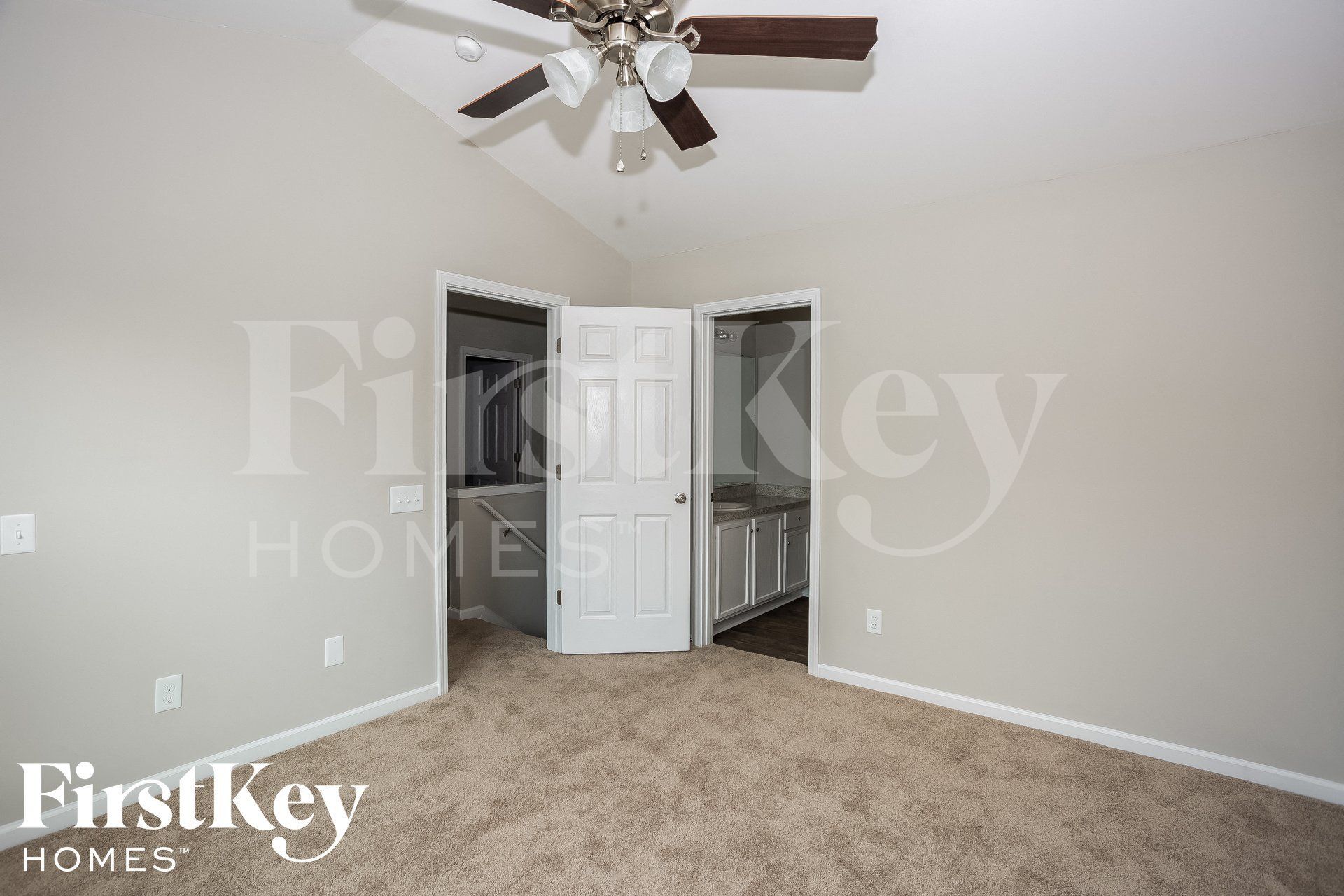 Building Photo - 2518 Fairstone Ave