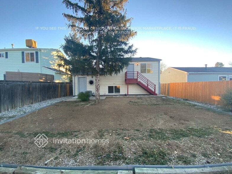 Building Photo - 10433 Holland Pl