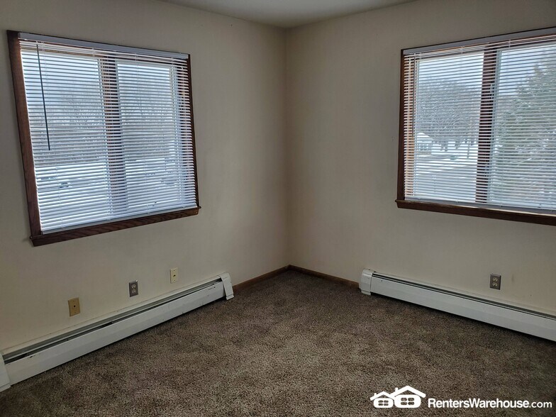 Building Photo - 1711 Northway Dr