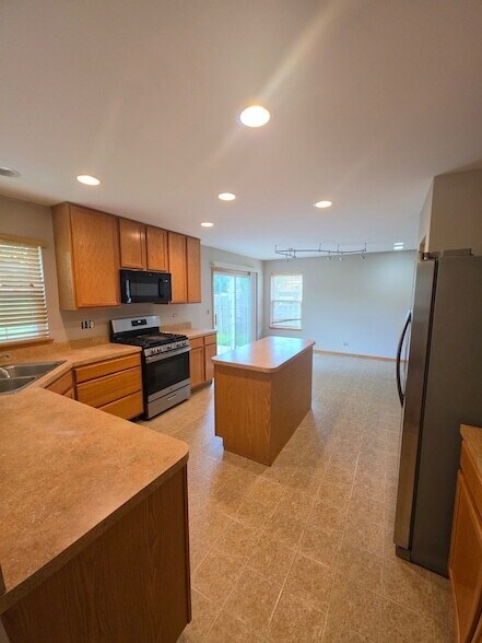 Building Photo - 1333 Cape Cod Ln