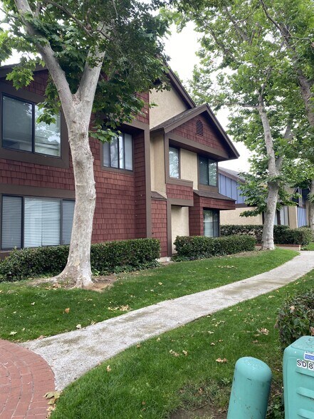 outside - 8393 Summerdale Rd