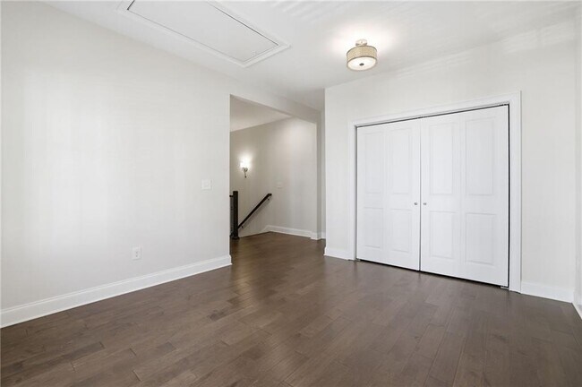 Building Photo - 6572 Aria Village Dr