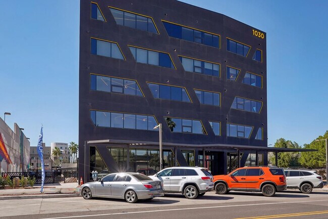 Building Photo - 1030 N 1st St