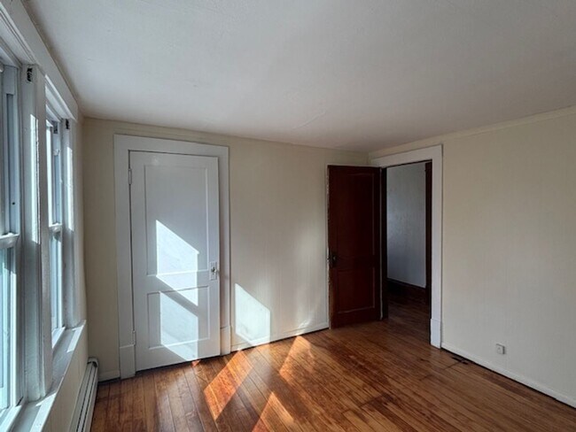 Building Photo - 2 BR/1 BA Single-Family Home in the Mac-Groveland Neighborhood!