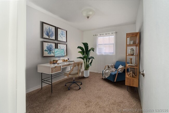 Building Photo - 2504 Hibiscus Dr W