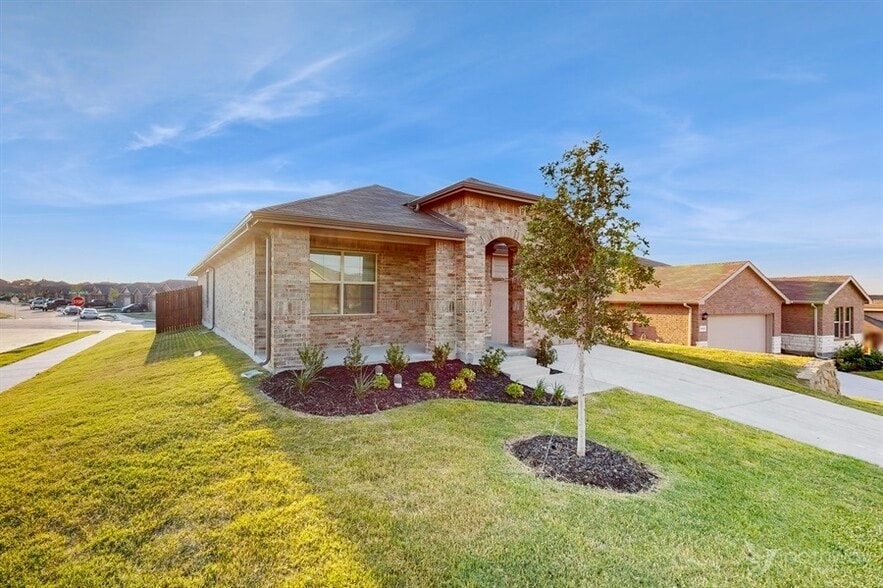 Pathway Homes Highlands at Chapel Creek 10140 Poinsett Way Fort Worth