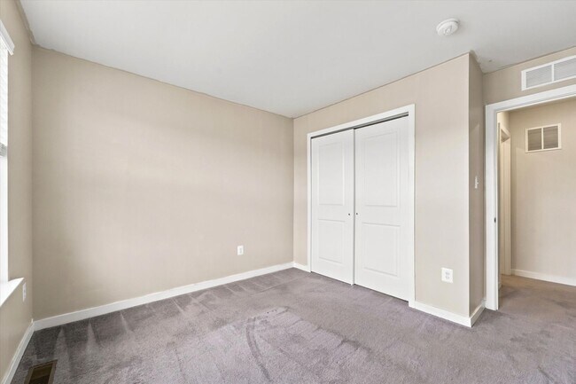 Building Photo - 3 B/2.5B Townhome in Downingtown School District