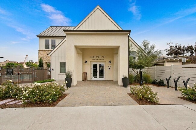 Building Photo - Village of Escaya - 3 Br 2.5 Ba - 2 car attached garage - must see this fabulous community!